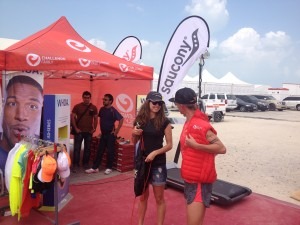 Meredith Kessler triathlete dubai saucony booth
